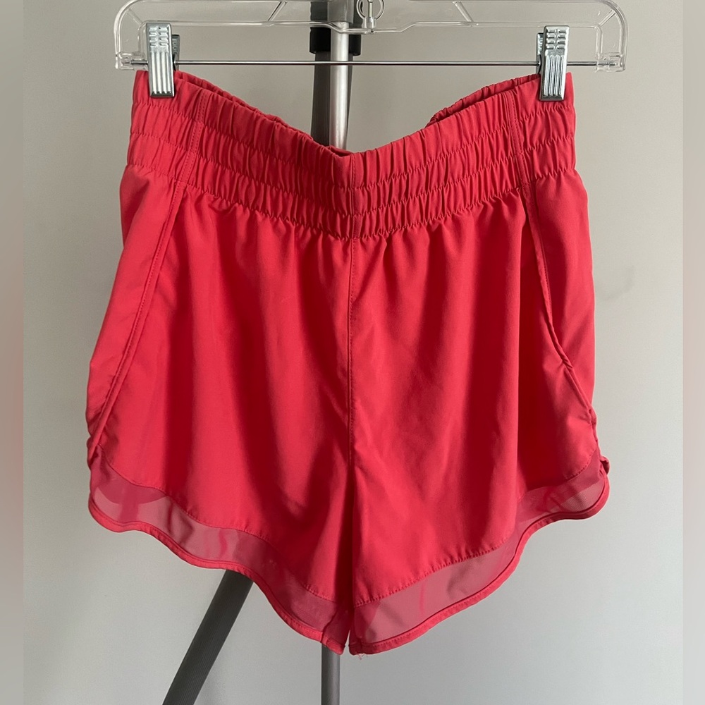 Athleta Ultra High Rise Mesh Racer Run Short